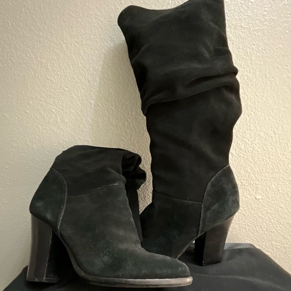 Elegant Black Suede “Scrunch” Women's Boots
